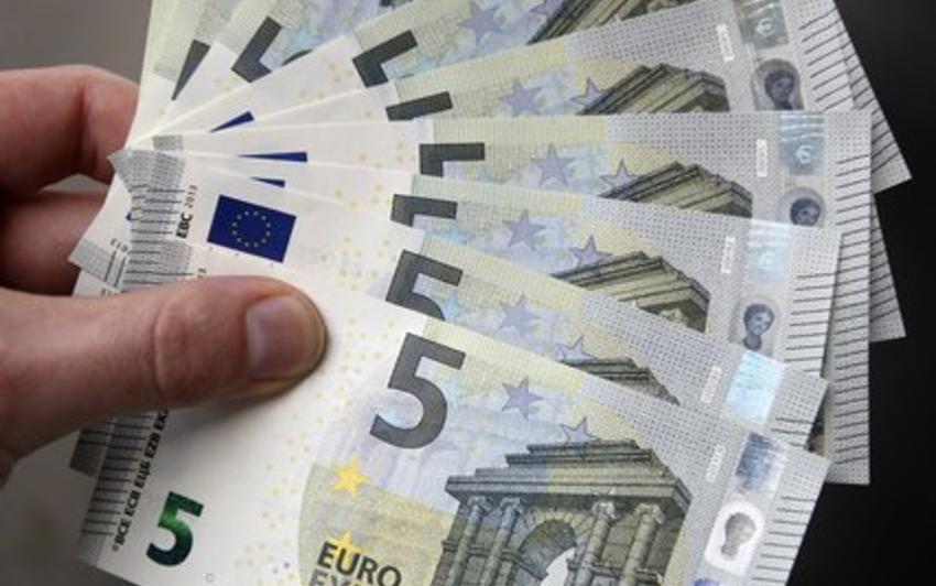 La banconota da 5 euro che vale una fortuna - Foto 1 di 1 - Radio Monte  Carlo