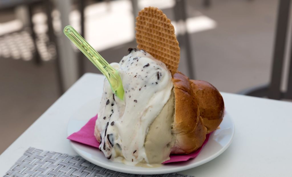 Brioche con Gelato